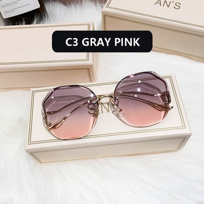 TRENDY OVERSIZED SQUARE SUNGLASSES