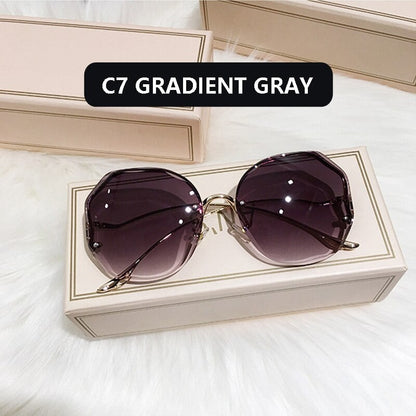 TRENDY OVERSIZED SQUARE SUNGLASSES