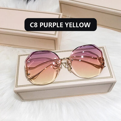 TRENDY OVERSIZED SQUARE SUNGLASSES